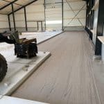 Betonplaten 2x2 leggen met shovel | De Keij